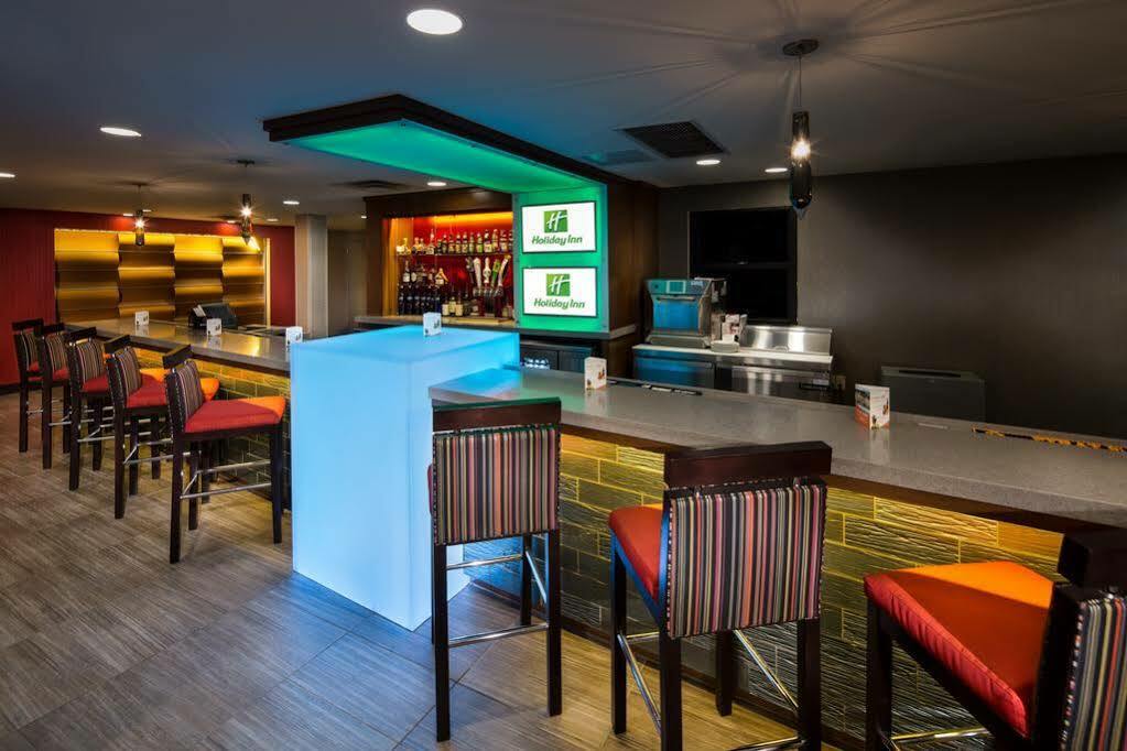 Holiday Inn Milwaukee Riverfront By Ihg Exterior foto