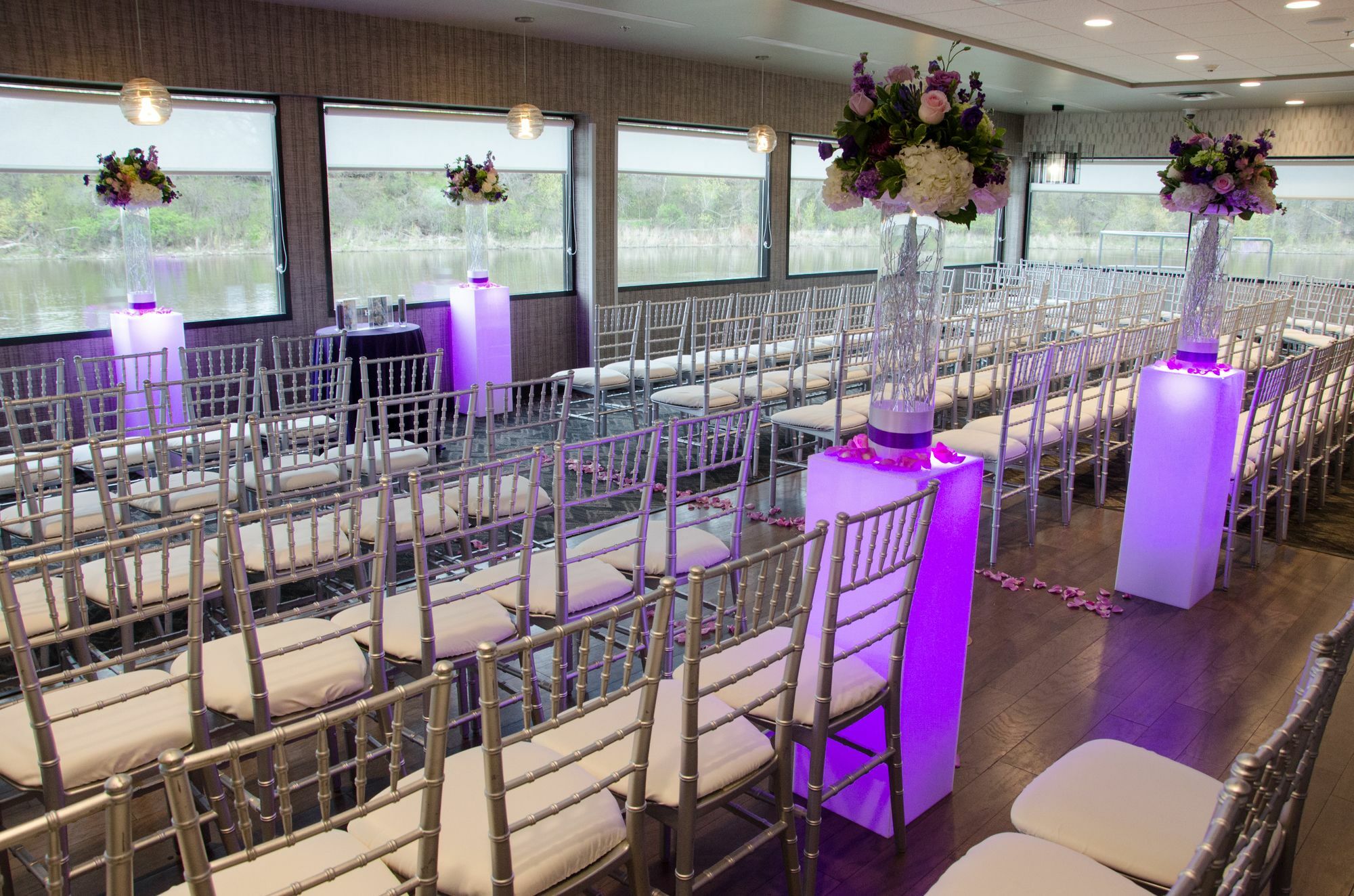 Holiday Inn Milwaukee Riverfront By Ihg Exterior foto
